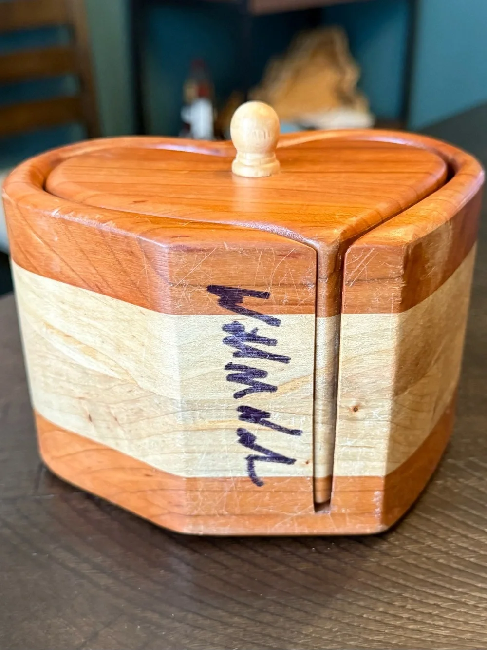 Vintage Signed William “Bill” Nash Handcrafted Heart Bandsaw Jewelry/Trinket Box